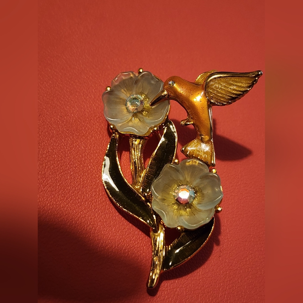 Floral Hummingbird Brooch with Blue Flowers - Picture 2 of 3